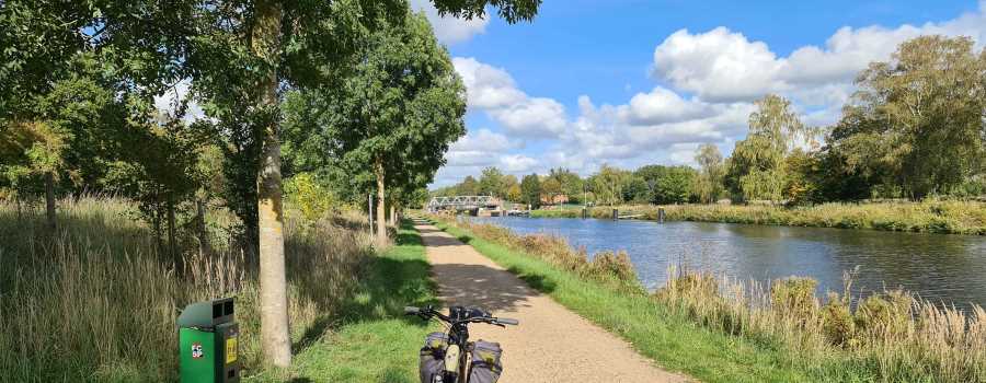 Andere Radwege hier am Elbe-Lübeck-Kanal